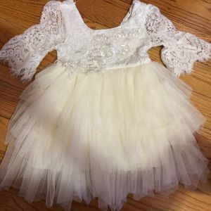 Flower girl dress fits 3T and Petite 4T